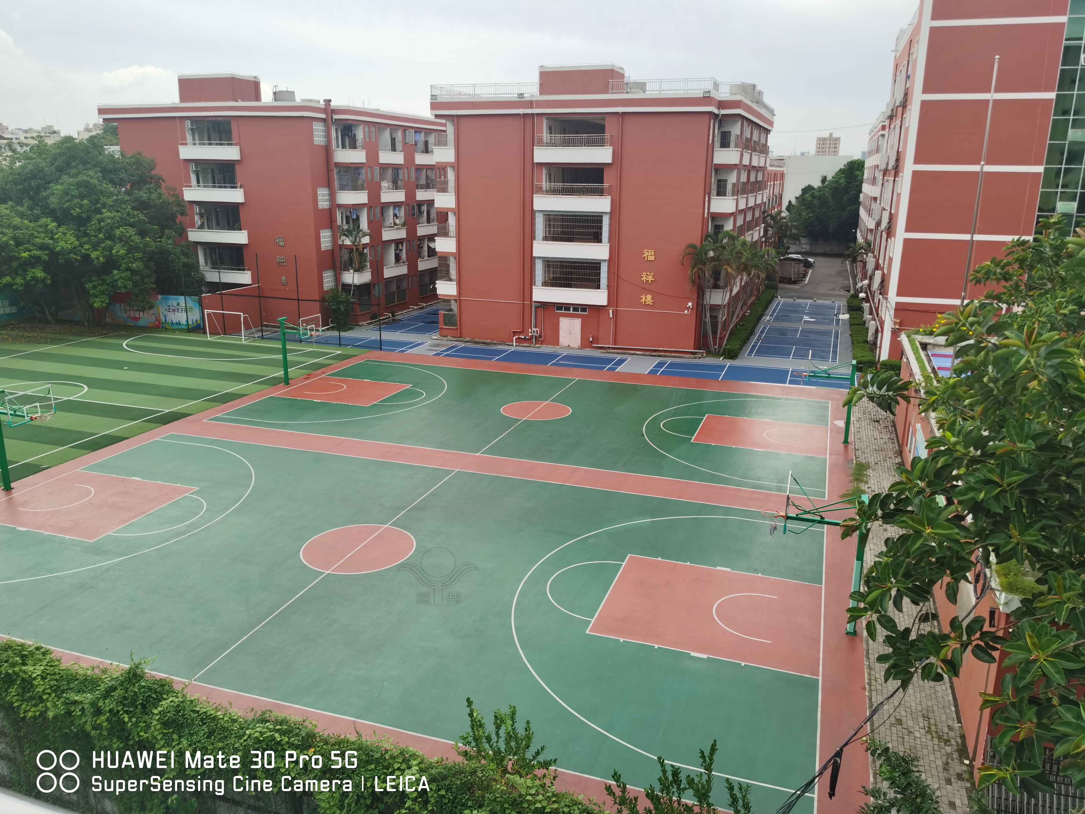 建一個(gè)籃球場需要多少錢